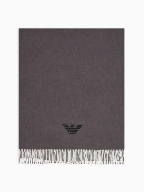 Fringed scarf with eagle print