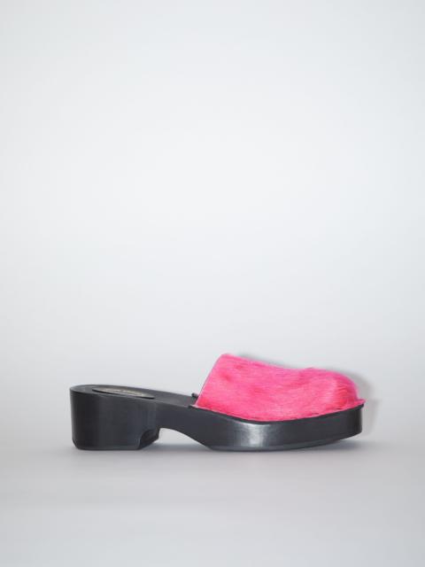 Acne Studios Hairy wood clog - Fuchsia pink