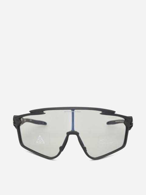 Nike ACG Vista Vert Photochromic Sunglasses Anthracite / Wolf Grey