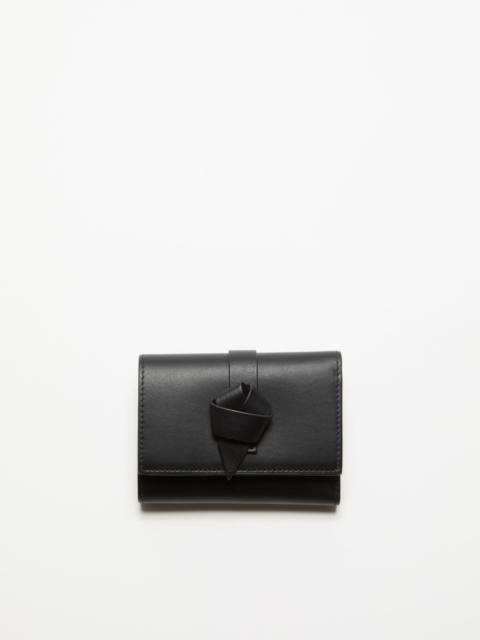 Acne Studios Musubi folded wallet - Black