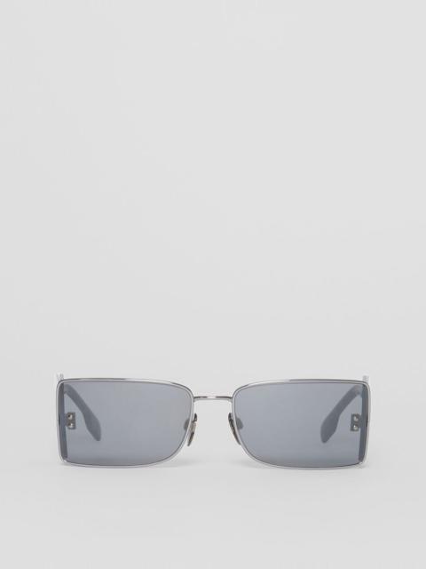 Burberry ‘B’ Lens Detail Rectangular Frame Sunglasses