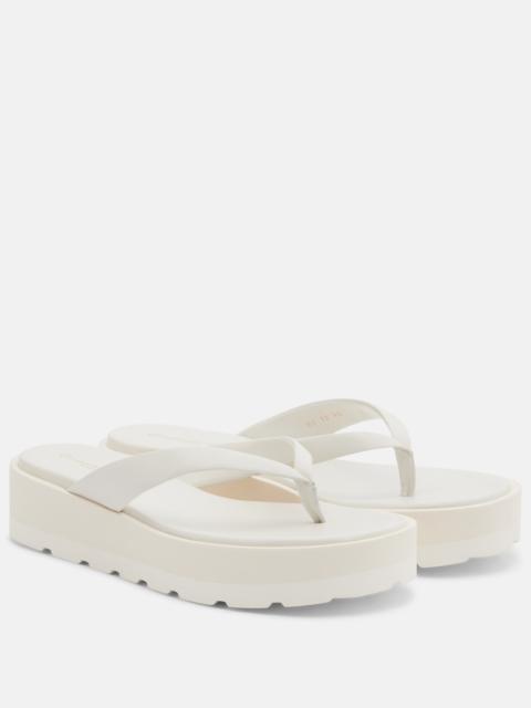Gianvito Rossi Leather platform thong sandals