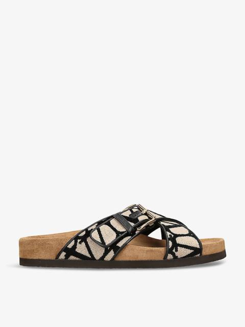 VLOGO-pattern double-strap woven sandals