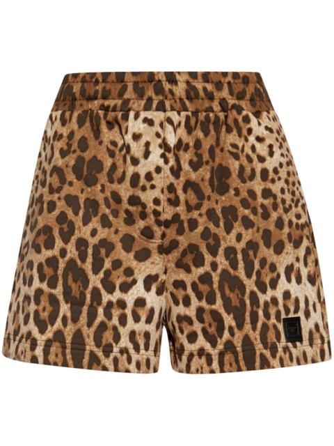 Dolce & Gabbana logo-patch shorts