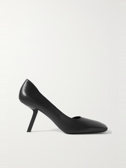 Void leather pumps