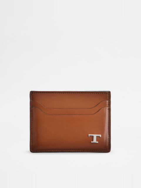 CREDIT CARD HOLDER IN LEATHER - BROWN