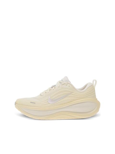 Nike Vomero Plus sneakers