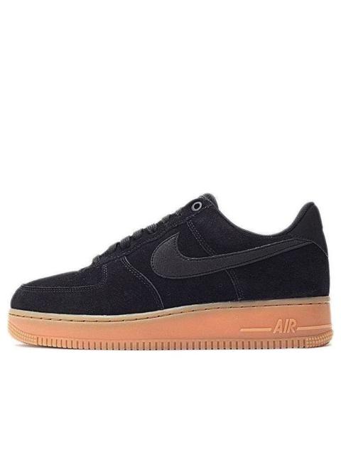 Nike 나이키 에어 포스 1 낮은 '07 블랙 스웨이드 껌