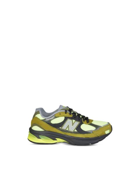 New Balance 2010 mesh sneakers