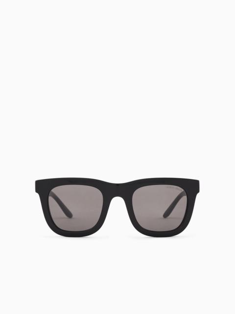 Men’s rectangular sunglasses