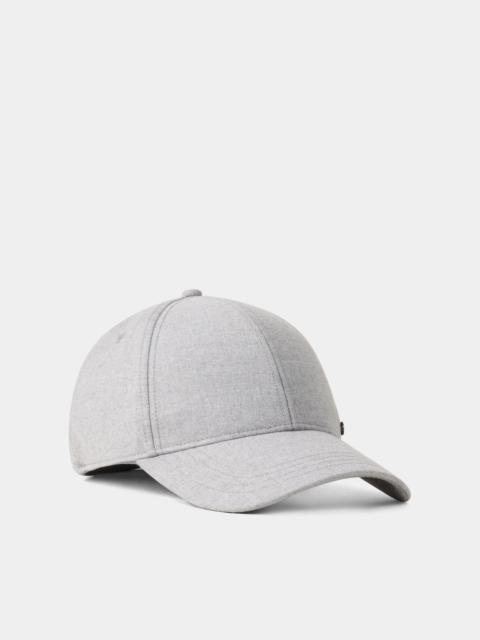 Maxi Cap in Light gray