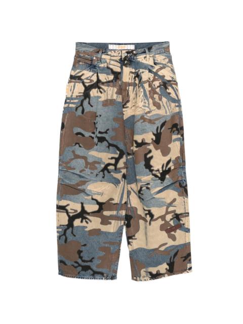 PDF camouflage-pattern jeans