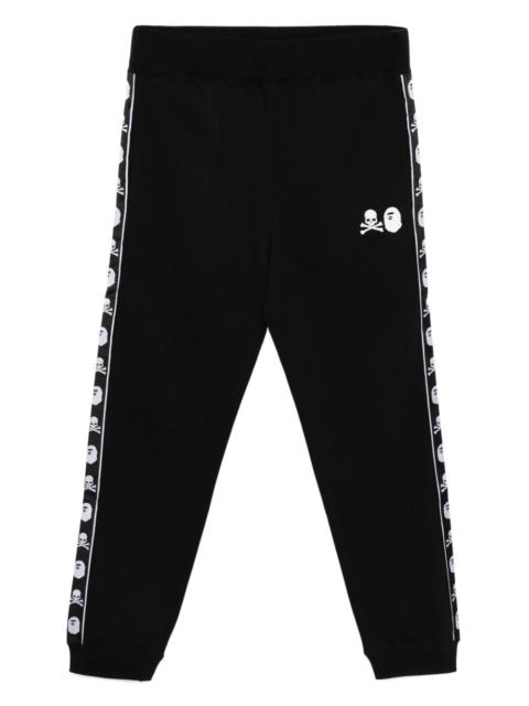 mastermind JAPAN logo-print trousers