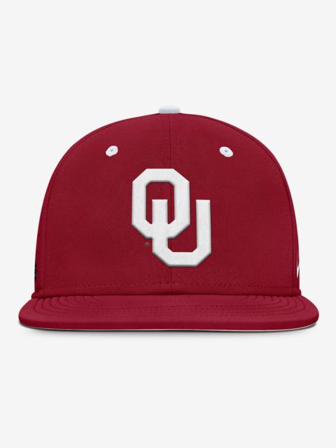 Nike Oklahoma Sooners Dugout True Men’s Nike Dri-FIT College Fitted Hat