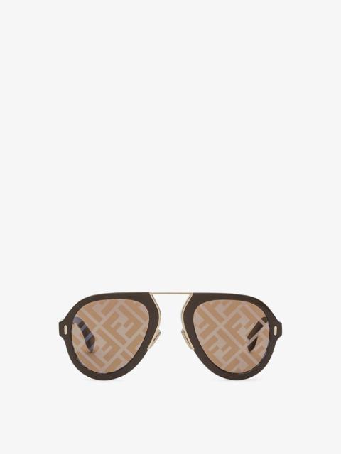 FENDI Brown sunglasses