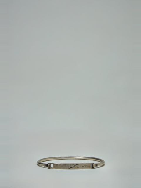 Bracelet Closure Tag Tool Traces