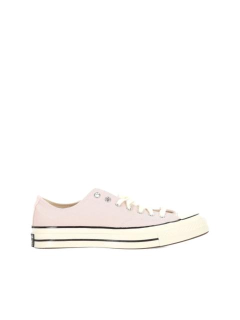 Converse laced sneakers