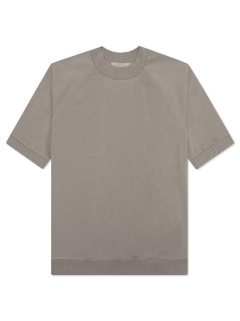 ESSENTIALS FEAR OF GOD ESSENTIALS S/S SWEATSHIRT - DESERT TAUPE