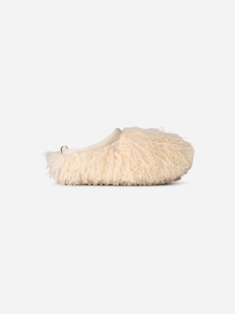UGG ® Women's Tazz Fluff Momma Sheepskin Slippers in Cream