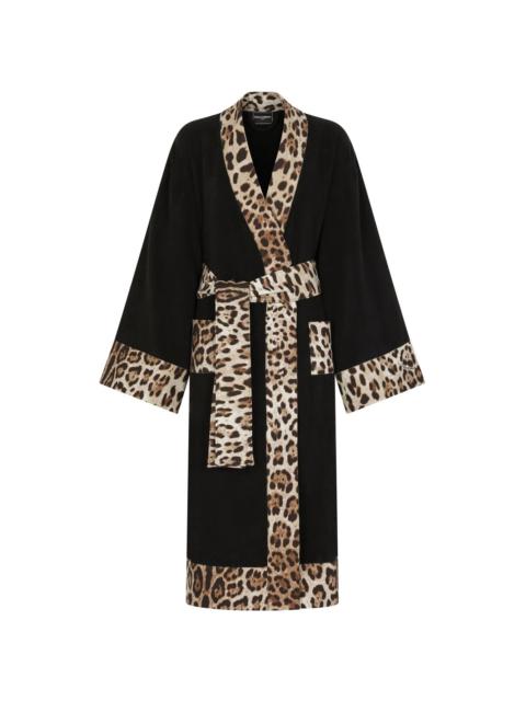 leopard print-trim bathrobe