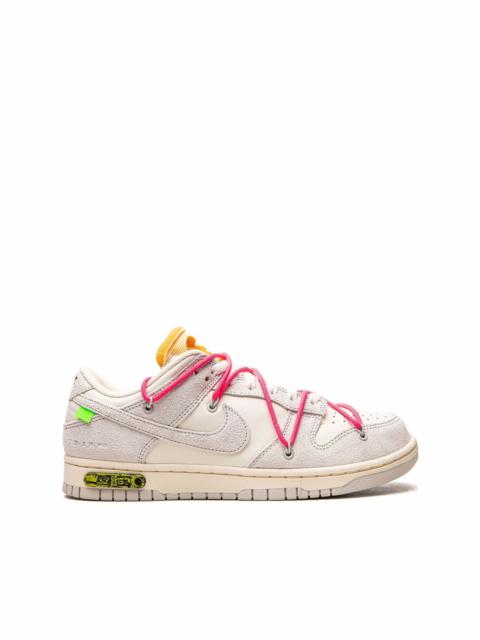 Nike Dunk Low sneakers