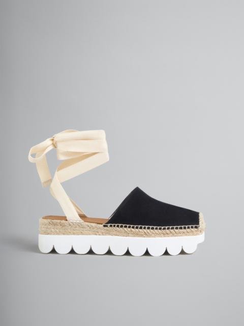 BLACK CANVAS PETAL ESPADRILLAS