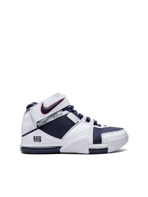 Nike LeBron Zoom 2 "USA" sneakers