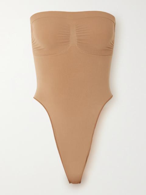 SKIMS Seamless Sculpt Strapless Thong Bodysuit