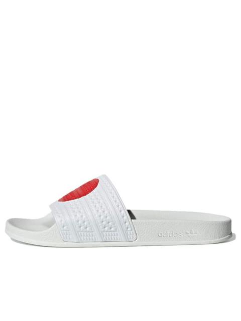 adidas adidas Adilette 슬라이드 '일본'GW2563