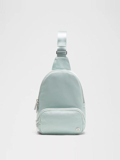 lululemon Everywhere Sling Bag 4.2L