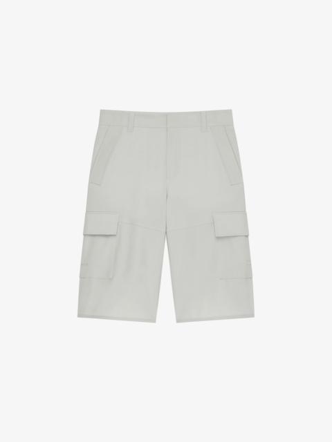 WIDE FIT ARCHED CARGO BERMUDA SHORTS IN WOOL