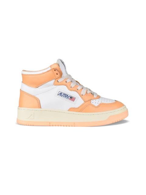 Medalist Mid Sneakers