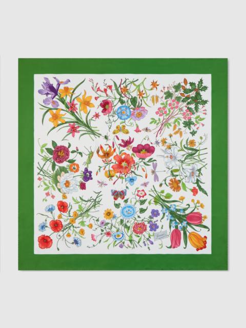 GUCCI Printed silk carré