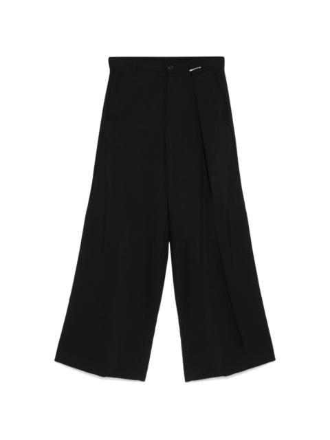 pleat-detail trousers