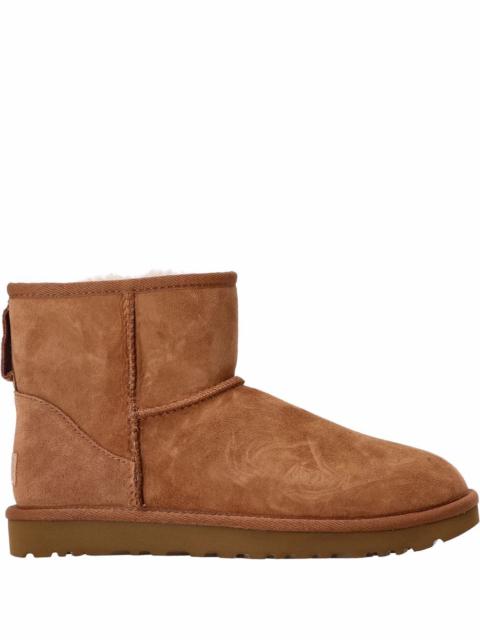 UGG Classic mini ii boots