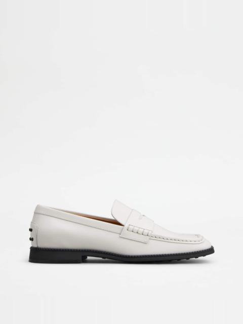 Tod's TOD'S LOAFERS IN LEATHER - WHITE