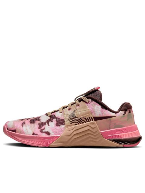 Nike (WMNS) Nike Metcon 8 AMP 'Coral Chalk Camo' DV9013-200