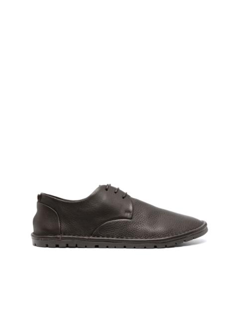 lace-up crinkled derby shoes