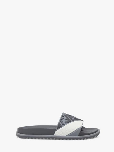 FENDI Gray rubber slides