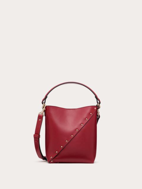 VALENTINO GARAVANI VALENTINO GARAVANI ROCKSTUD WISPY CALFSKIN BUCKET BAG