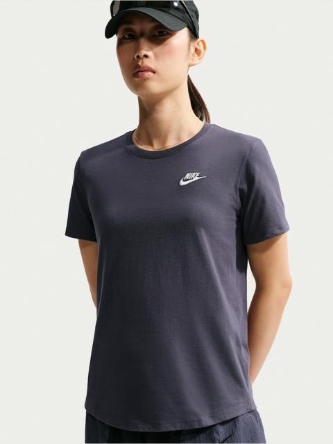 Nike Nike Sportswear Club Essentials Women's T-Shirt