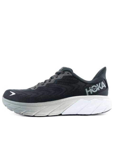 (WMNS) HOKA ONE ONE Arahi 6 Wide 'Black White' 1123197-BWHT