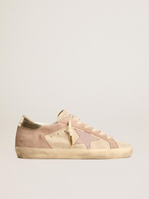 Super-Star in pale pink suede with suede star and platinum heel tab