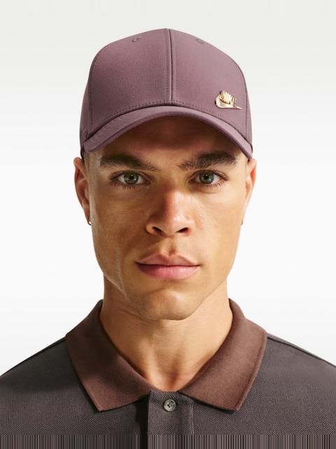 Nike Nike Dri-FIT Club Structured Metal Logo Cap