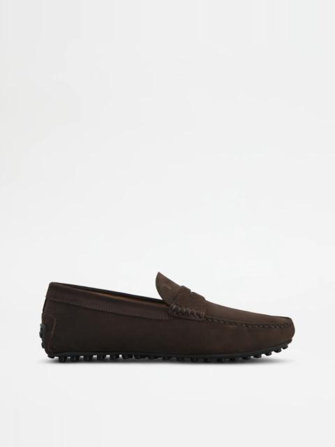 Tod's CITY GOMMINO DRIVING SHOES IN SUEDE - BROWN