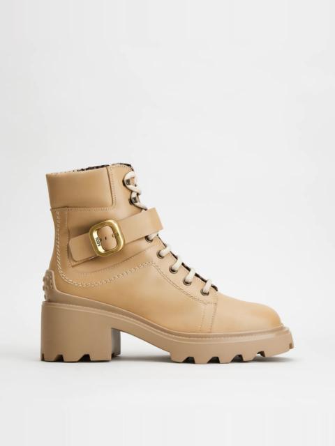 Tod's BOOTS IN LEATHER - BEIGE