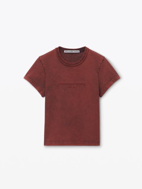 shrunken logo embossed tee in cotton