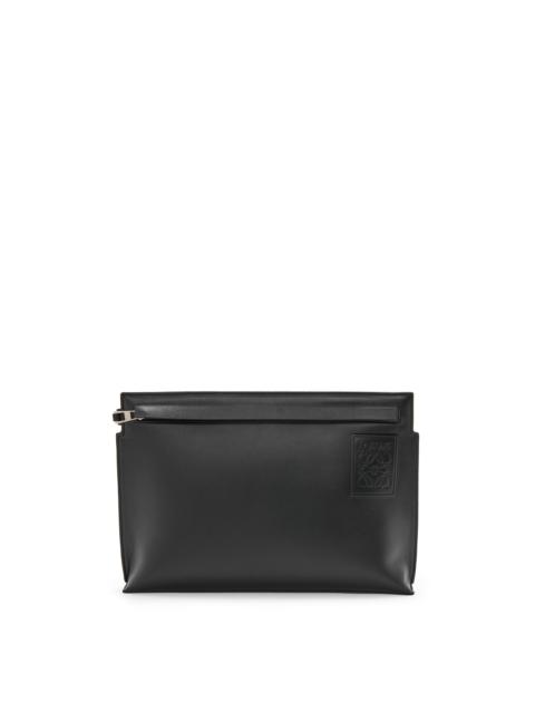 T Pouch in satin calfskin