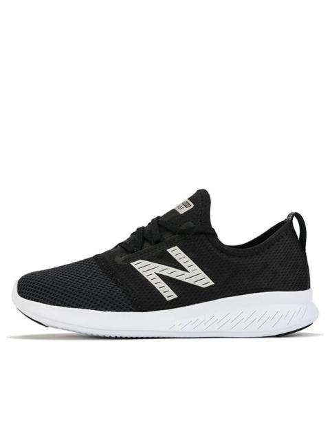 New Balance (WMNS) New Balance FuelCore Coast v4 'Black White' WCSTLLK4