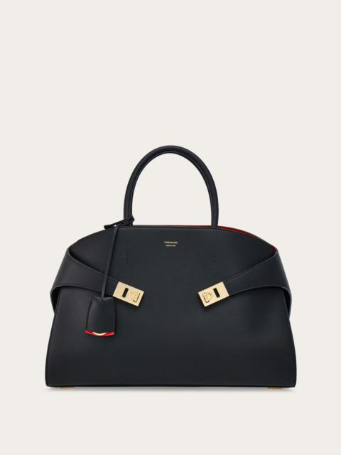 FERRAGAMO Hug handbag (M)